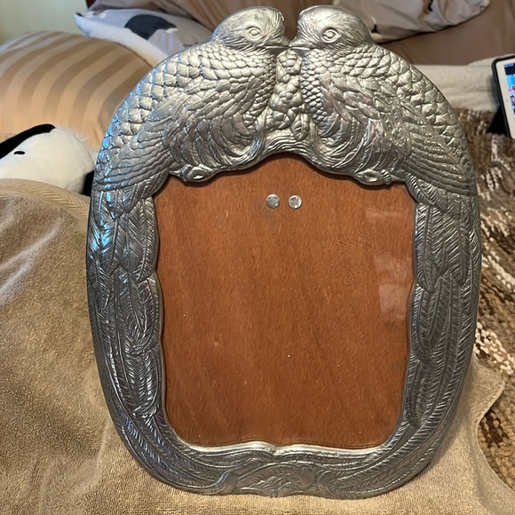 Arthur Court pewter Love Birds 8 by 10 picture frame beautiful wedding frame - Picture 1 of 9